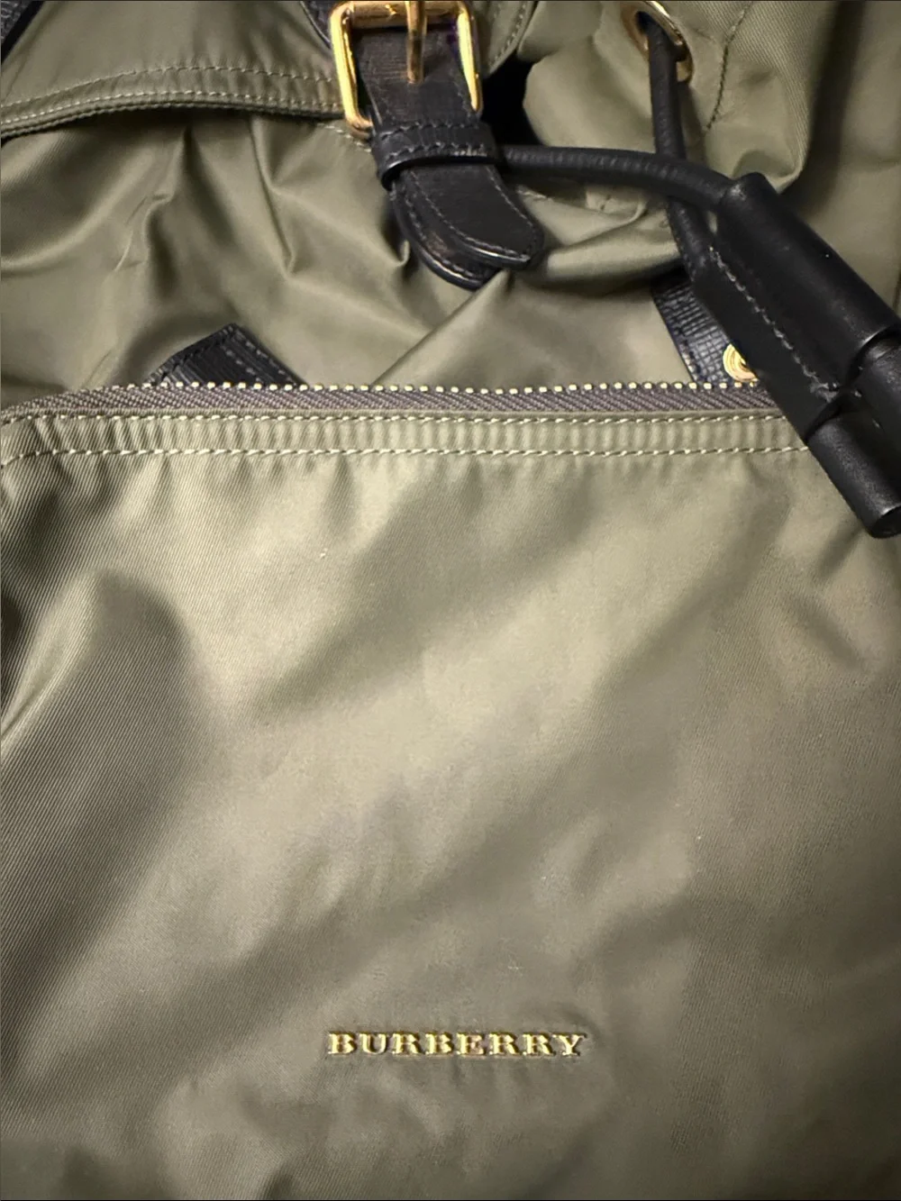 Burberry classic nylon